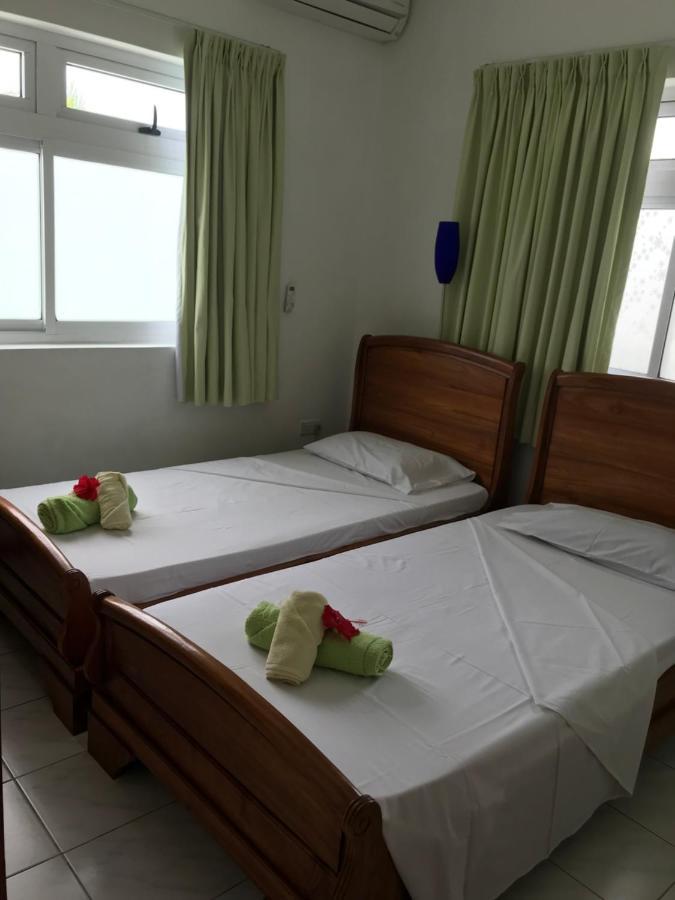 Royale Self Catering * Anse Royale
